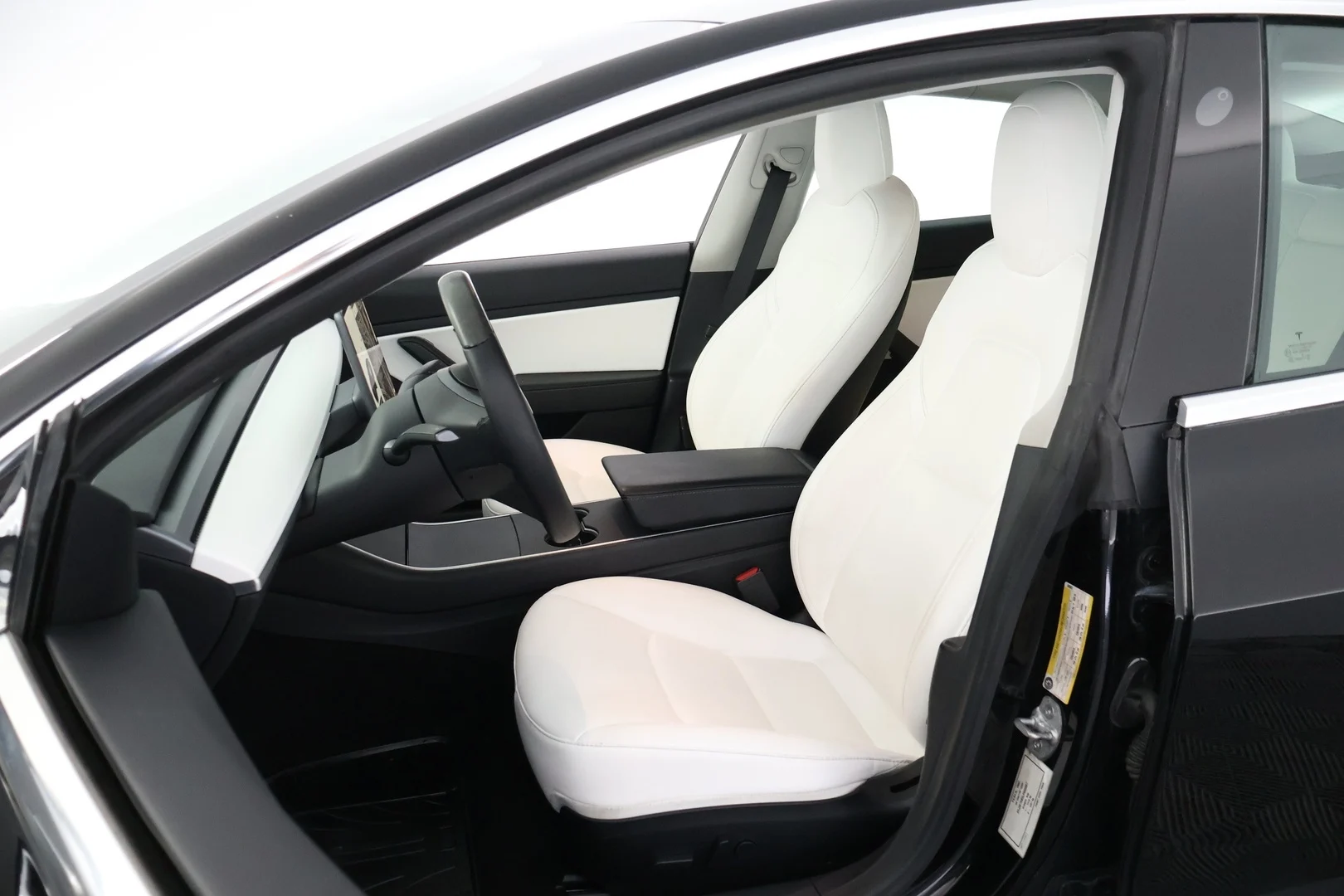 Car Image - 01eHYDlNKCEhIkB9rQ5nJz