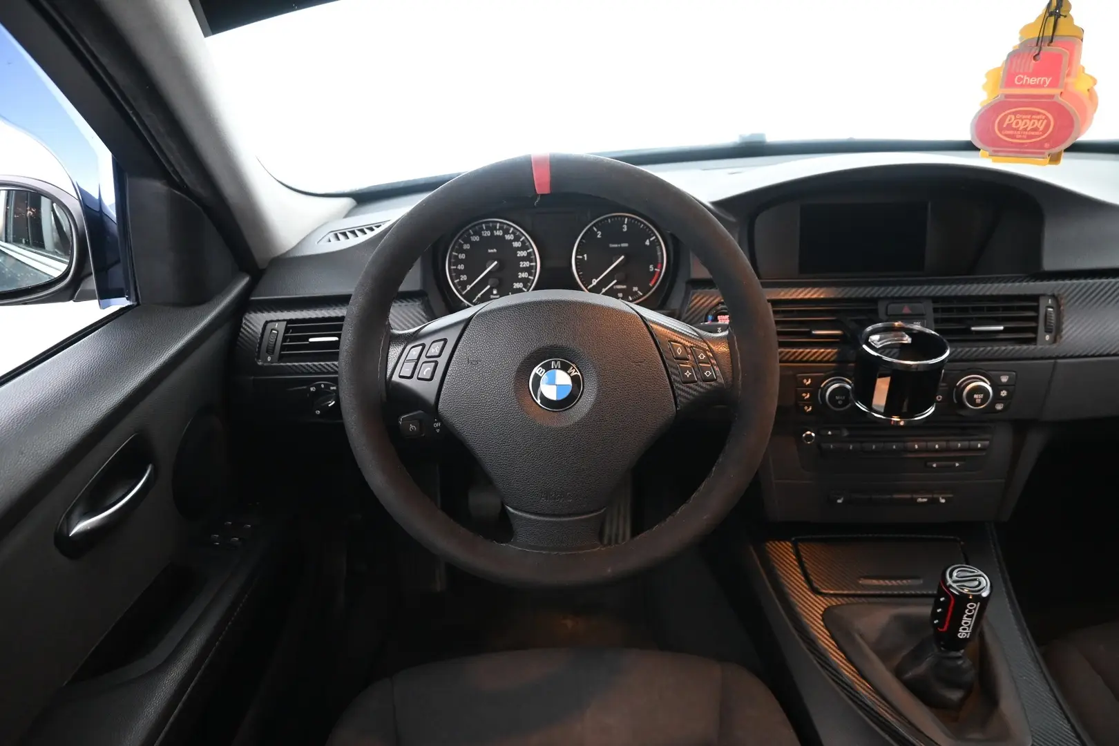 Car Image - 2wJncvDVQa2poMAsxPS73d