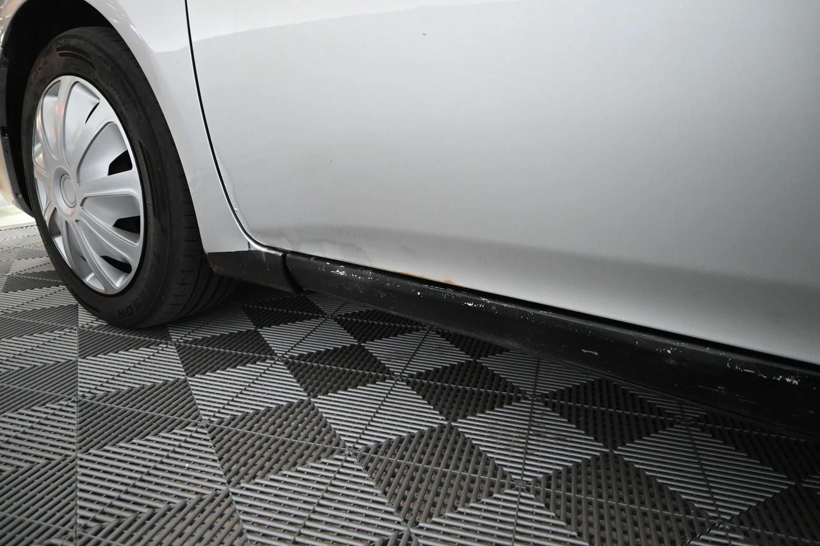 Car Image - 6uYyX4LpIyl98vA4UL3gEI