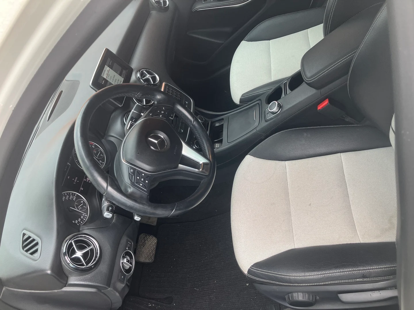 Car Image - 4PLNuxlFghXQbcX7xYAOhw