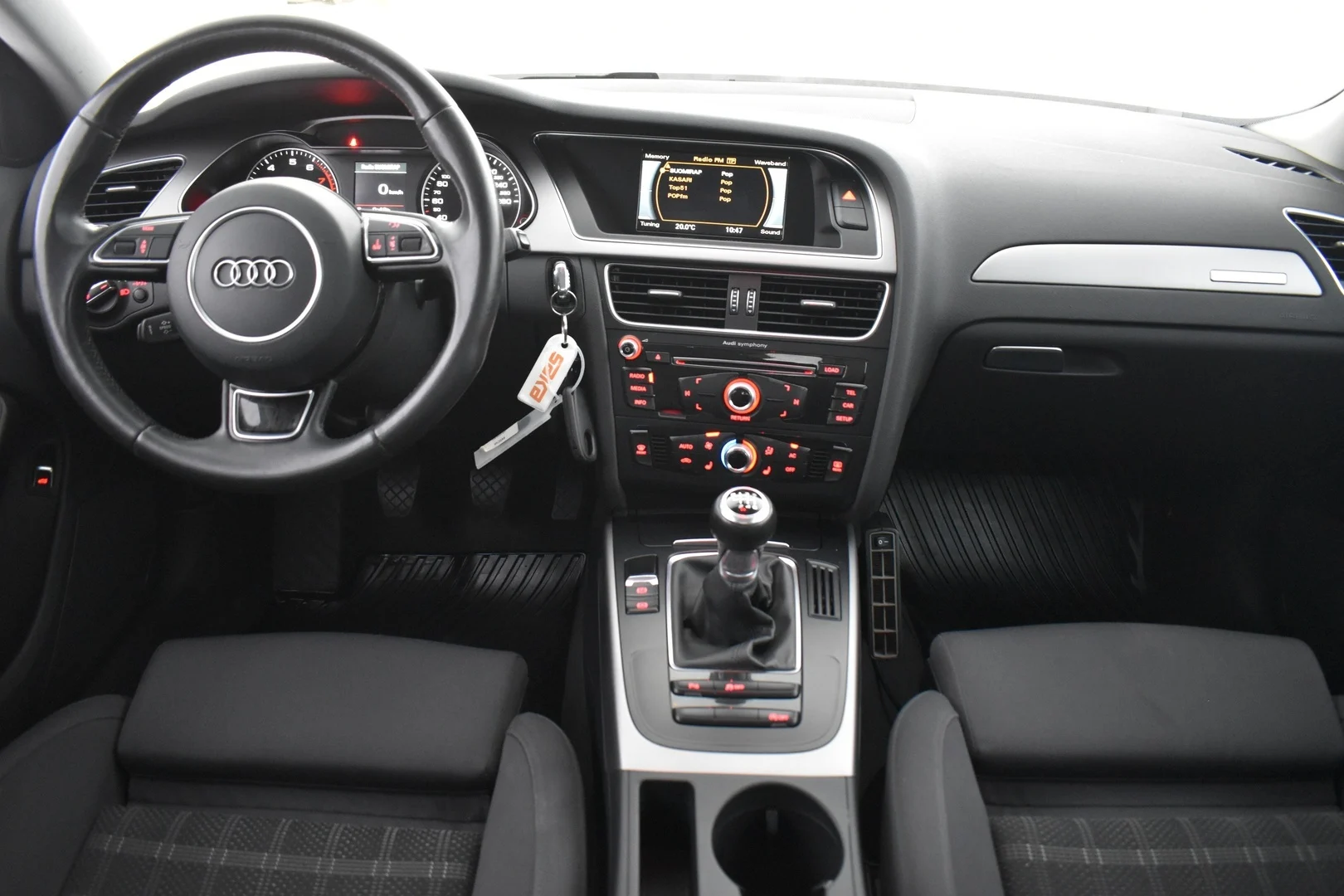 Car Image - 31EkE0RKpO76H7REc8f4dL