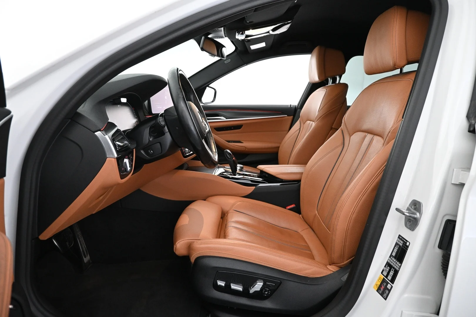 Car Image - 7ke2eYgHRbj8V4N71ApkLQ
