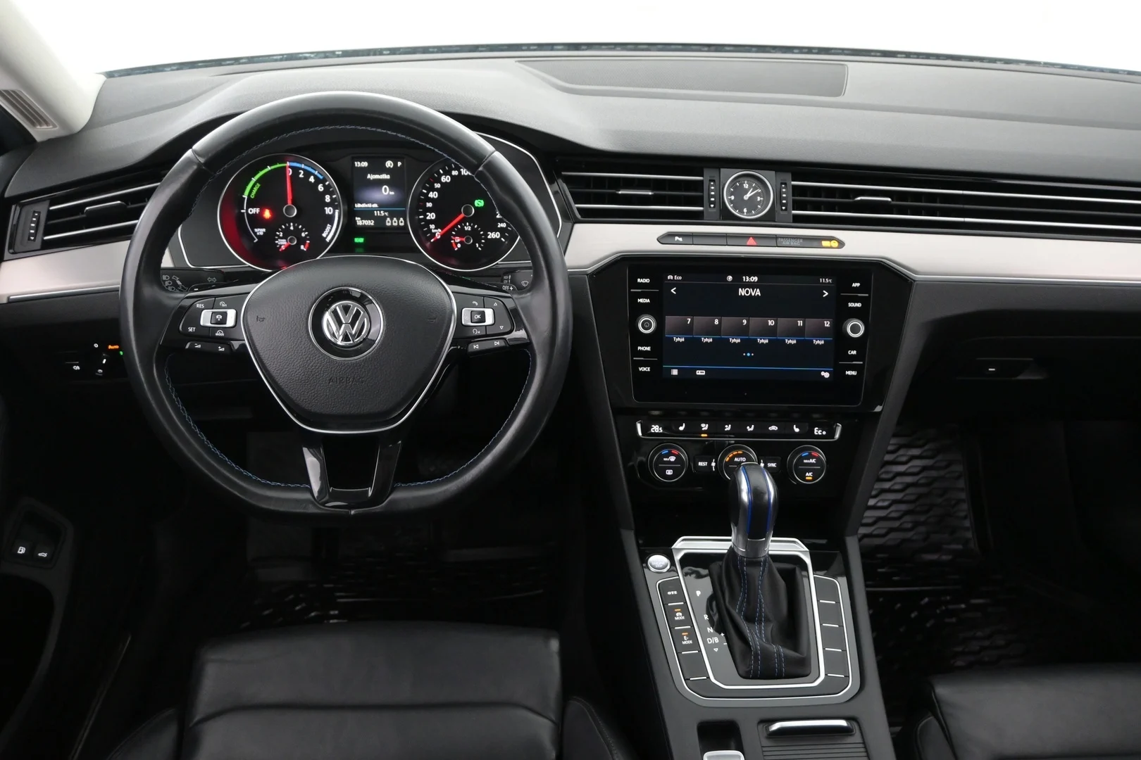 Car Image - 460iMYkHCGcxWU1uLciHck
