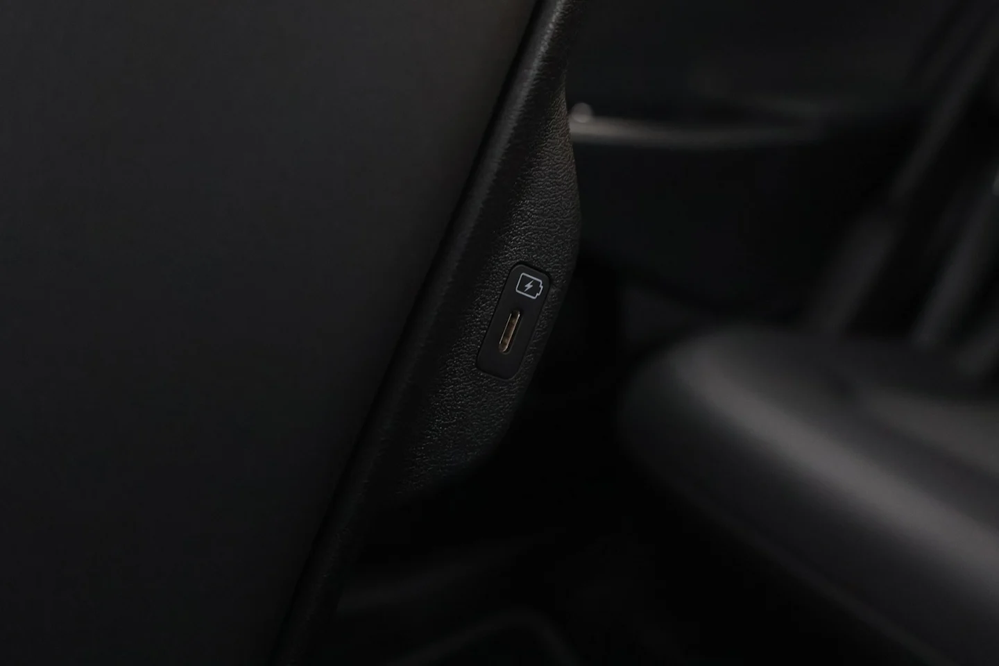 Car Image - 1oOWG2BpNyfSa6sK9XQMc1