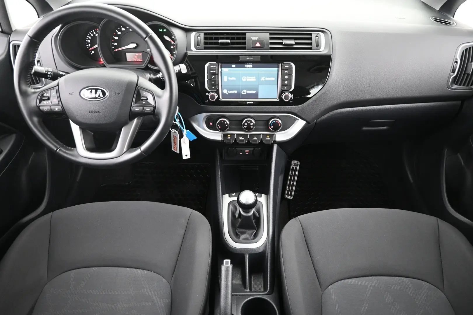Car Image - 3Ws4biXW4TxVkA1rdyf7dW