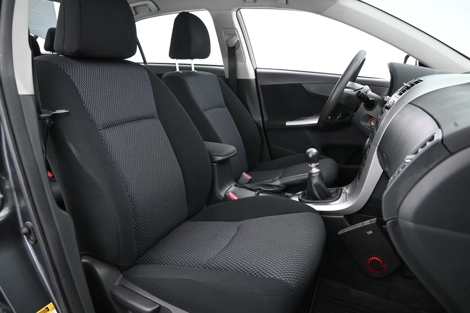 Car Image - QqdmiQ1i1M4h1jHKCCTVF