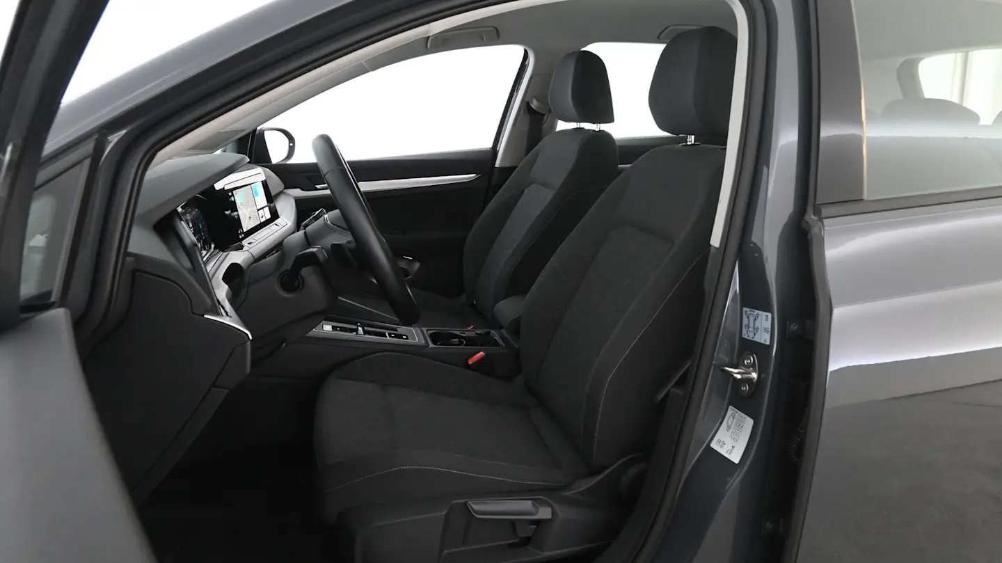 Car Image - 4pxaCgzaOz5MDEwxBAgbwm