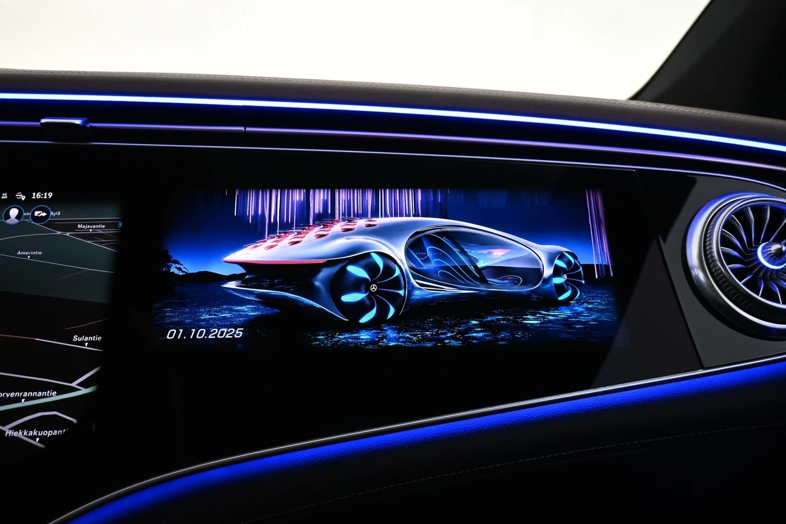 Car Image - 14ZkSMocFHZZi46bXIxM57