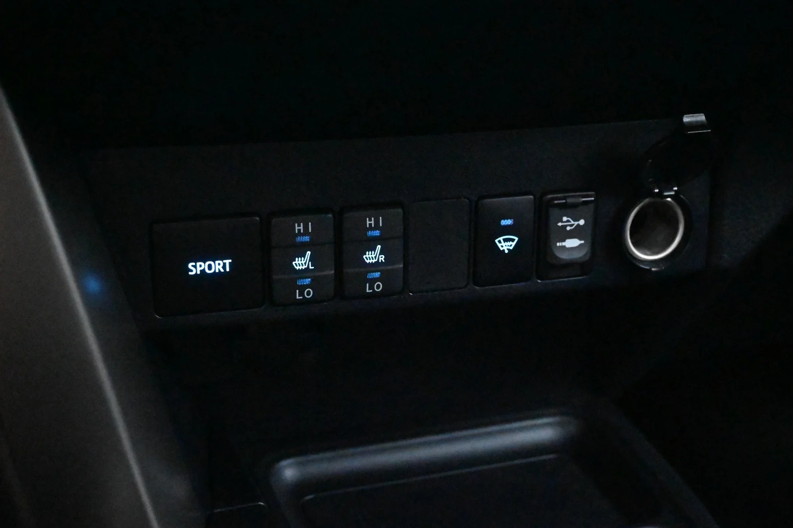 Car Image - 3ibbKWHu1OeqpMvZYGlBHr