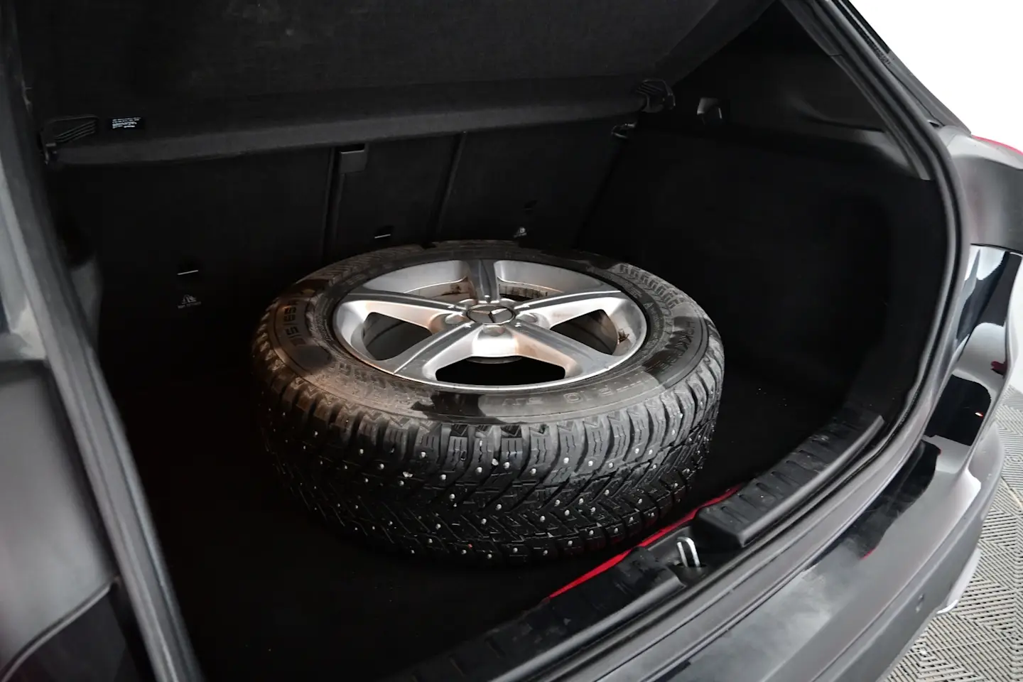 Car Image - 1qjnDPirmijwFGPXGxqONl