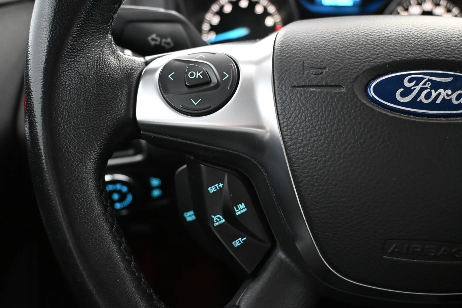 Car Image - 7FIs5vJzyNIuyUlOp5O89I