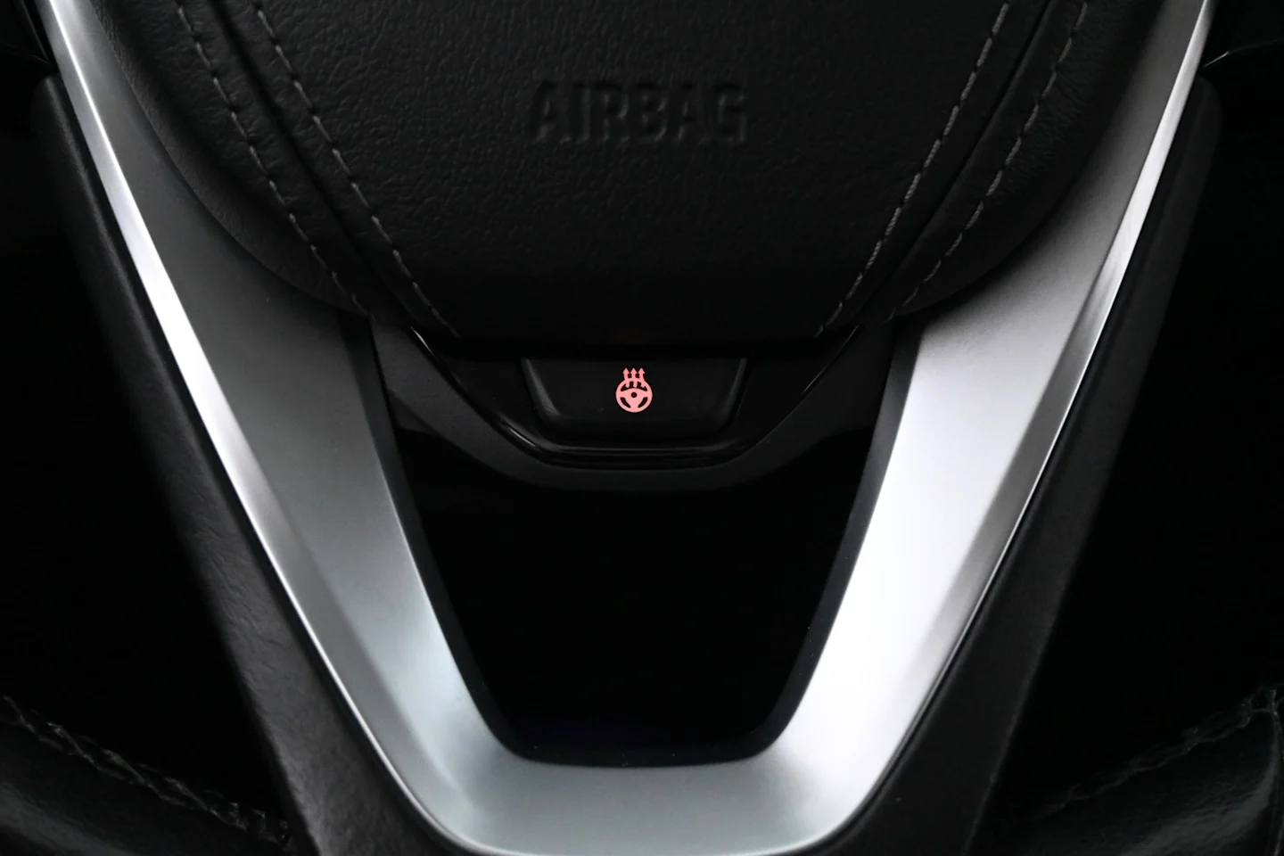 Car Image - 2RcAaMtTJKdyBS6MfGhijm