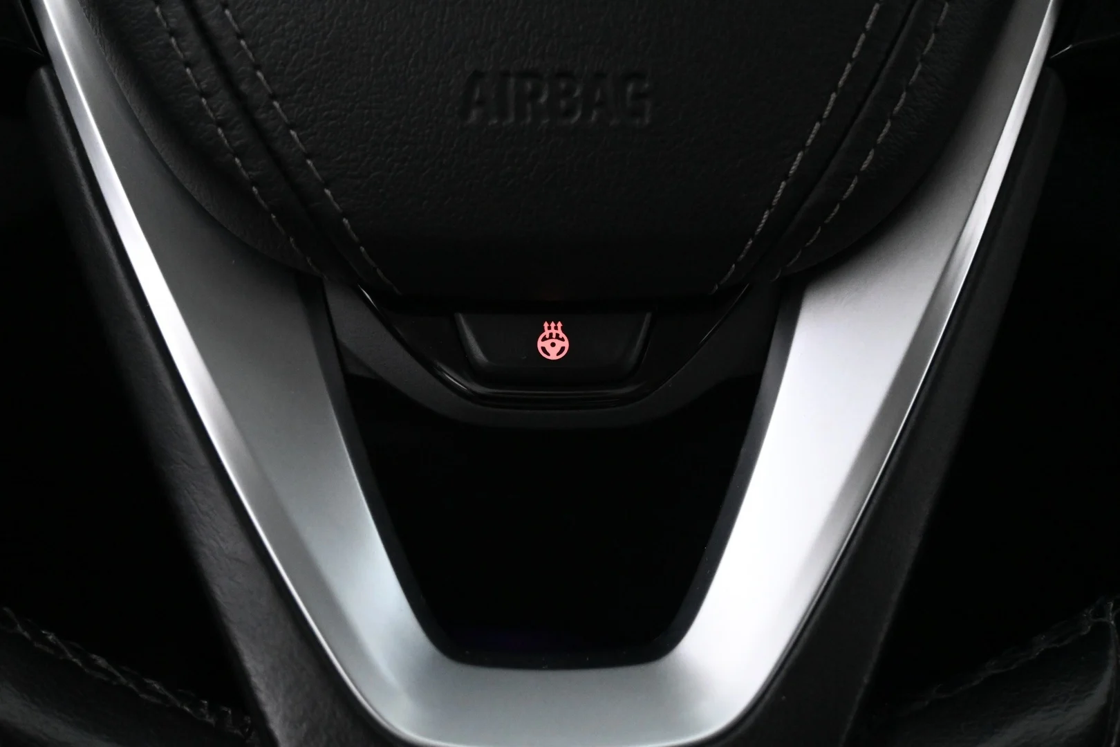 Car Image - 2RcAaMtTJKdyBS6MfGhijm
