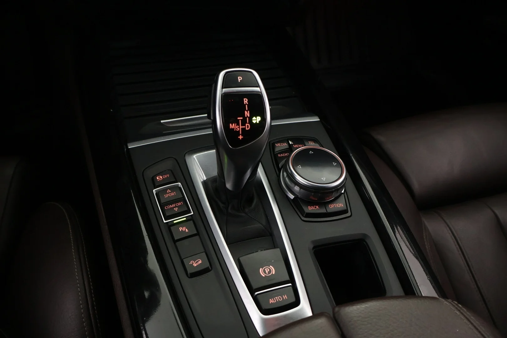 Car Image - 2HAAucq1H5Qy7SfvHtj4DP