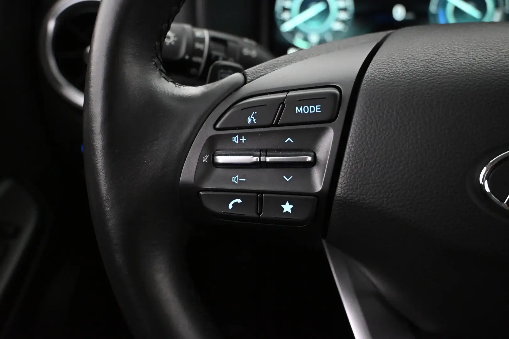 Car Image - 78Gmp8ErdGXoqWwXqv6Zle