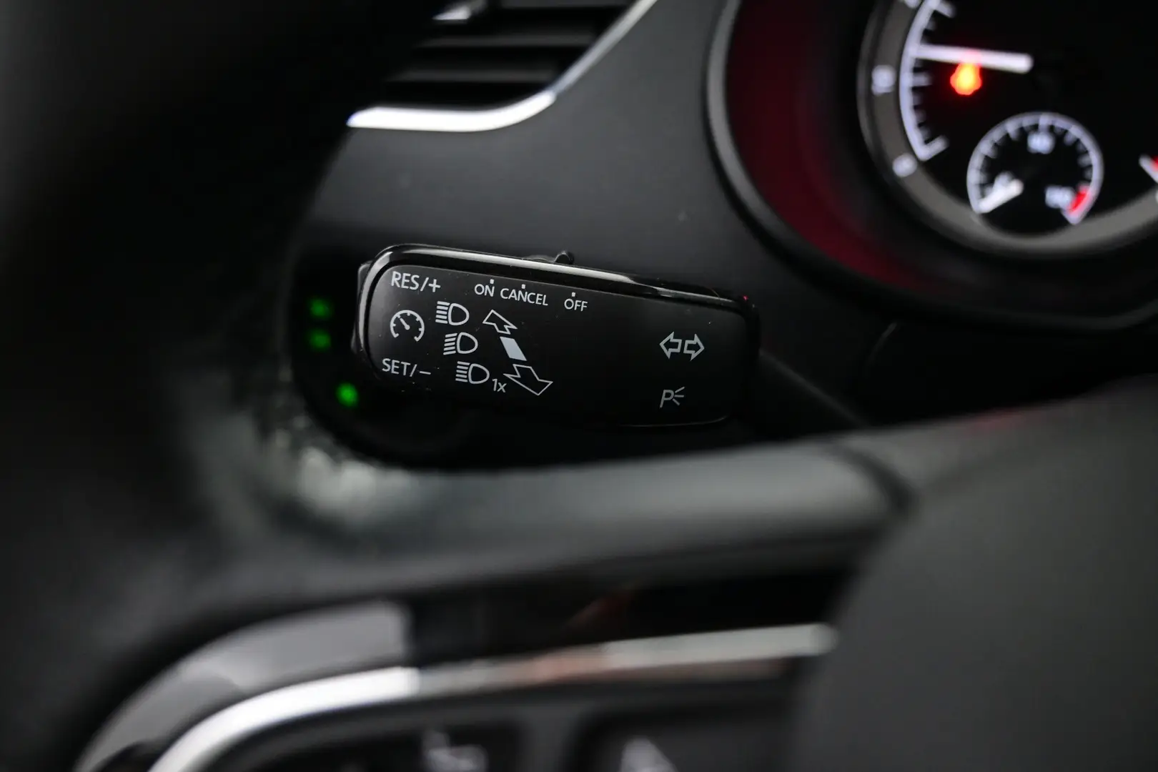 Car Image - 2TiAgTzN0iE7coldaZcwPu