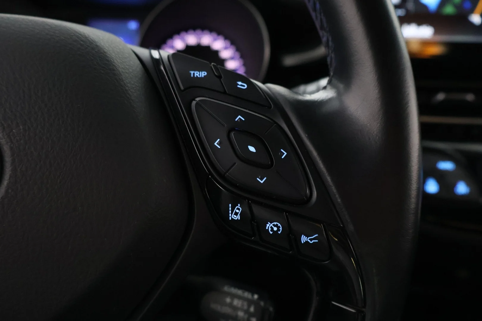 Car Image - 2hb5CJd2hT5mdIs0u9Vhzw