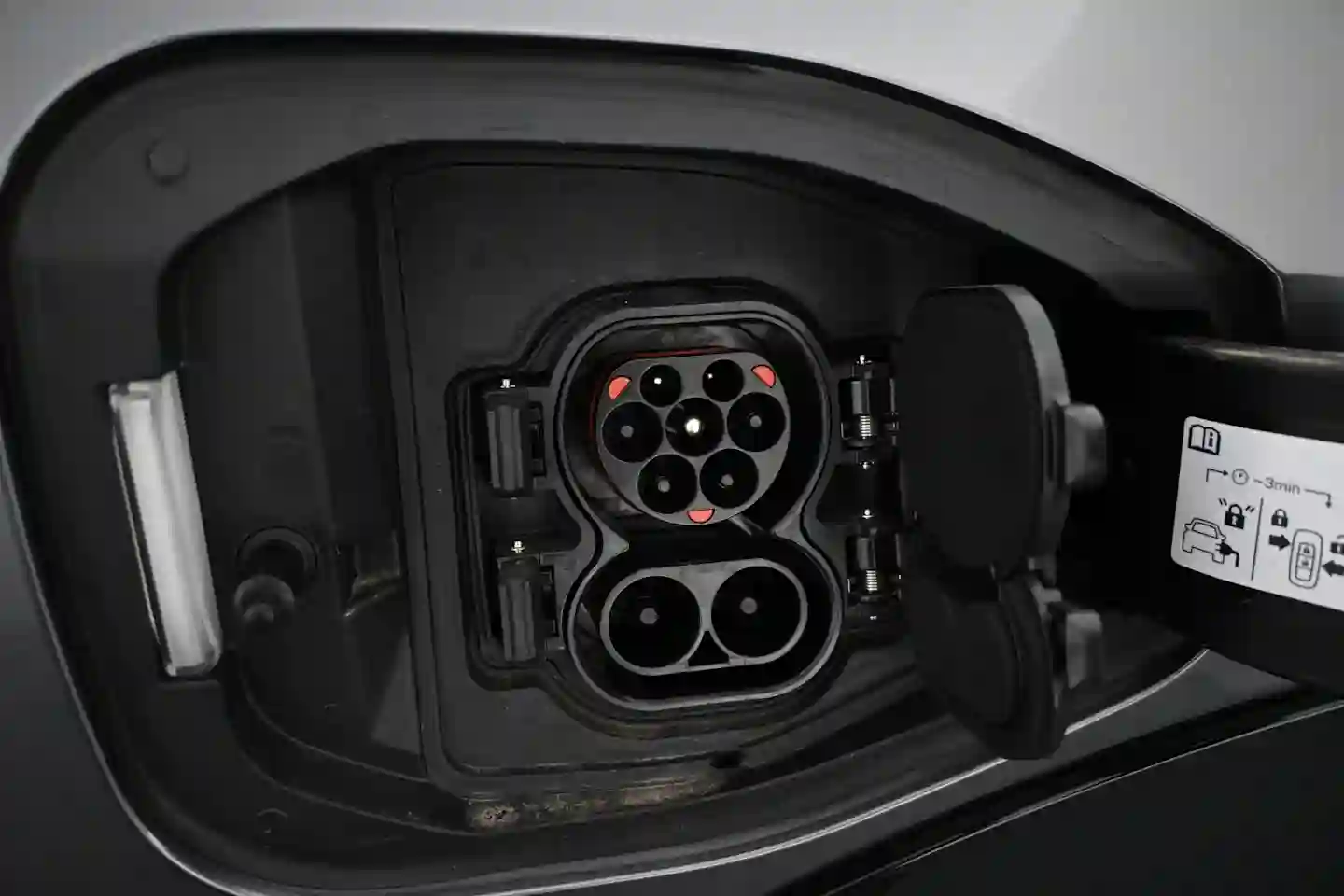 Car Image - 6DFXnV5ZosA8ZgQ8udY5Gt