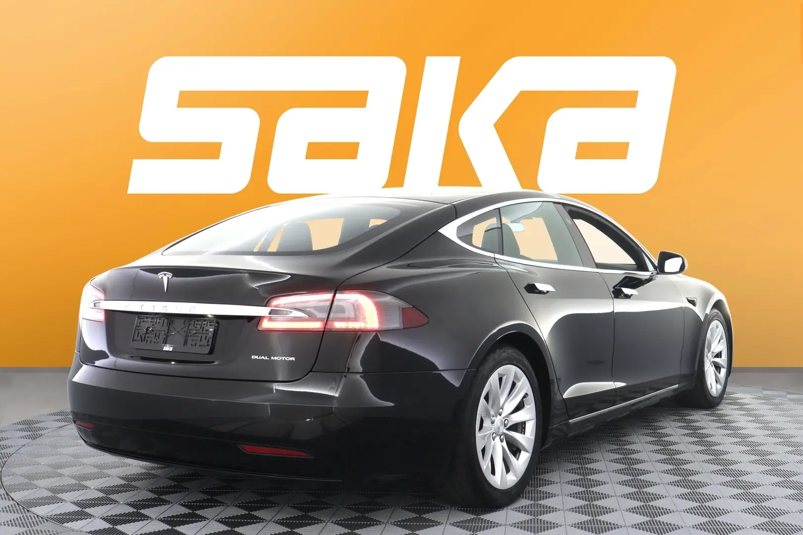 Car Image - 2dj1F4G8sml8fz7s1LkcyZ