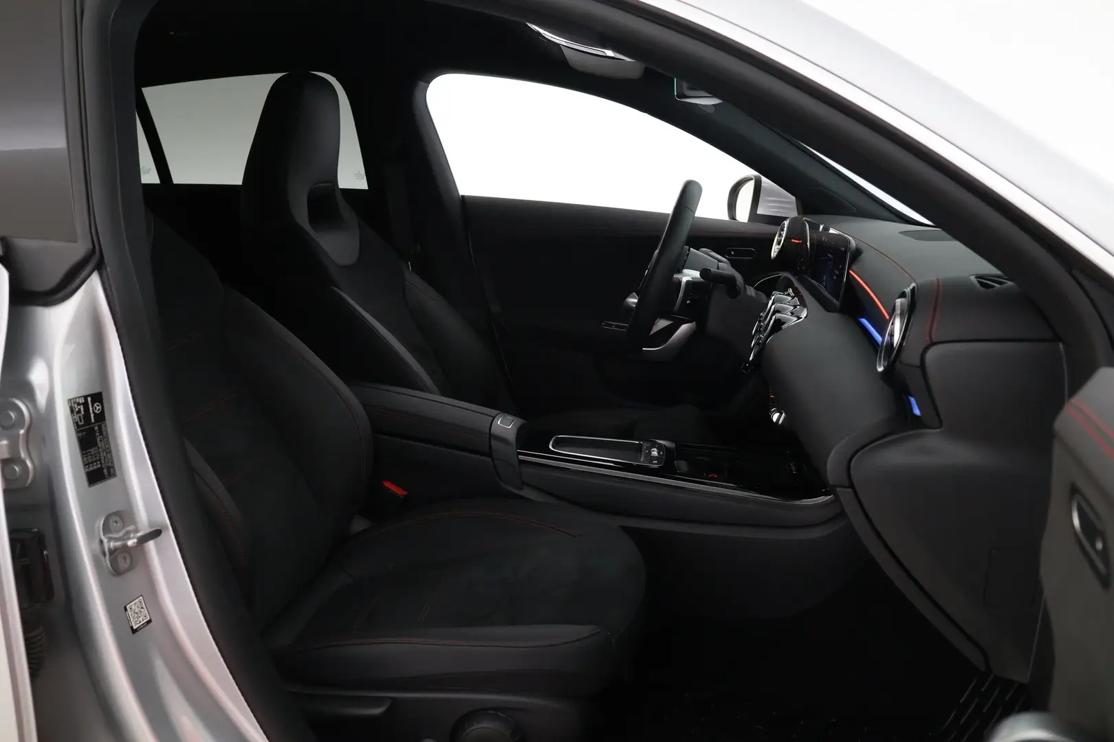 Car Image - da1yGszLHvMBmWHZW5C4F