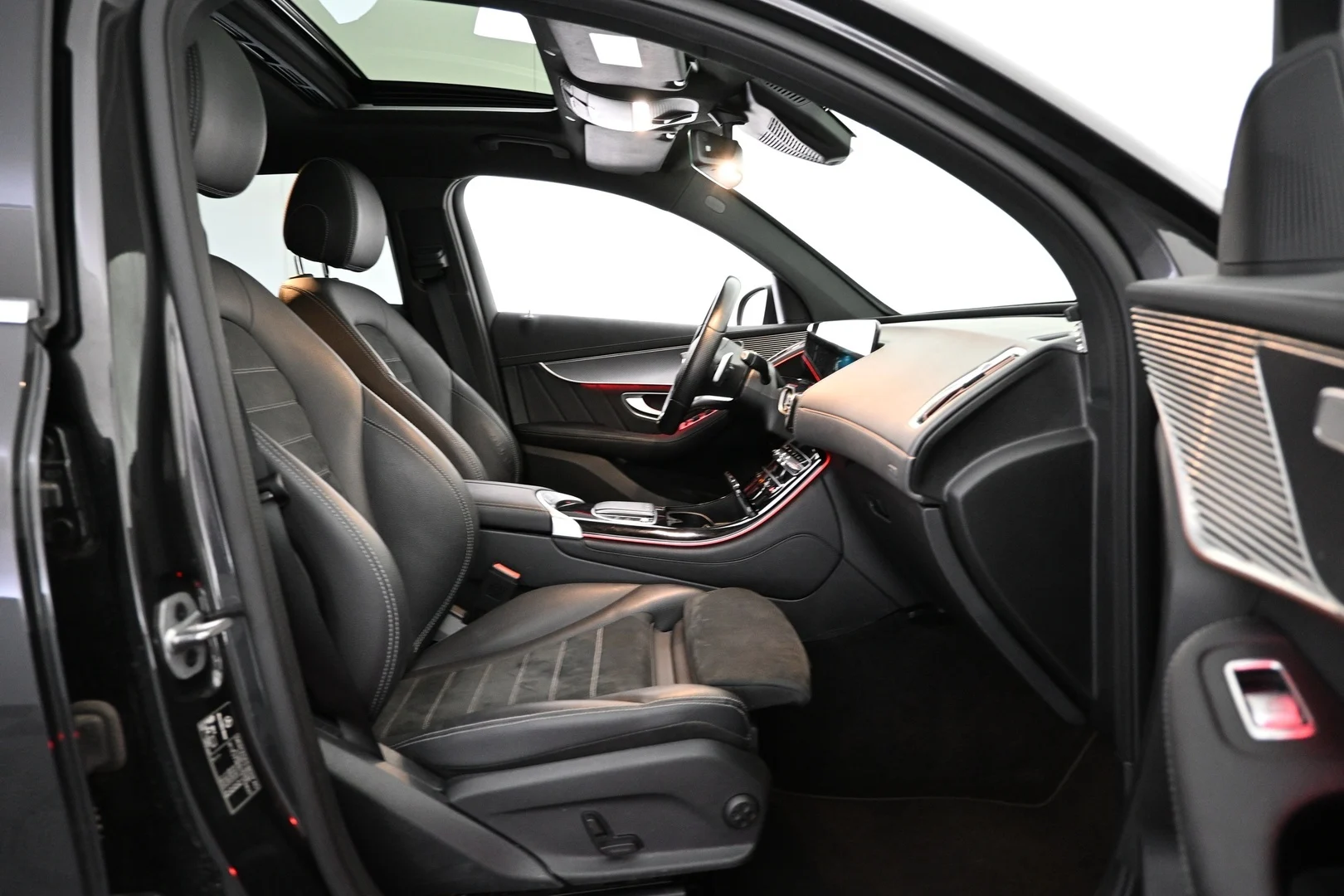 Car Image - 4YyFWWoIs5qyuCc3JJOBHF