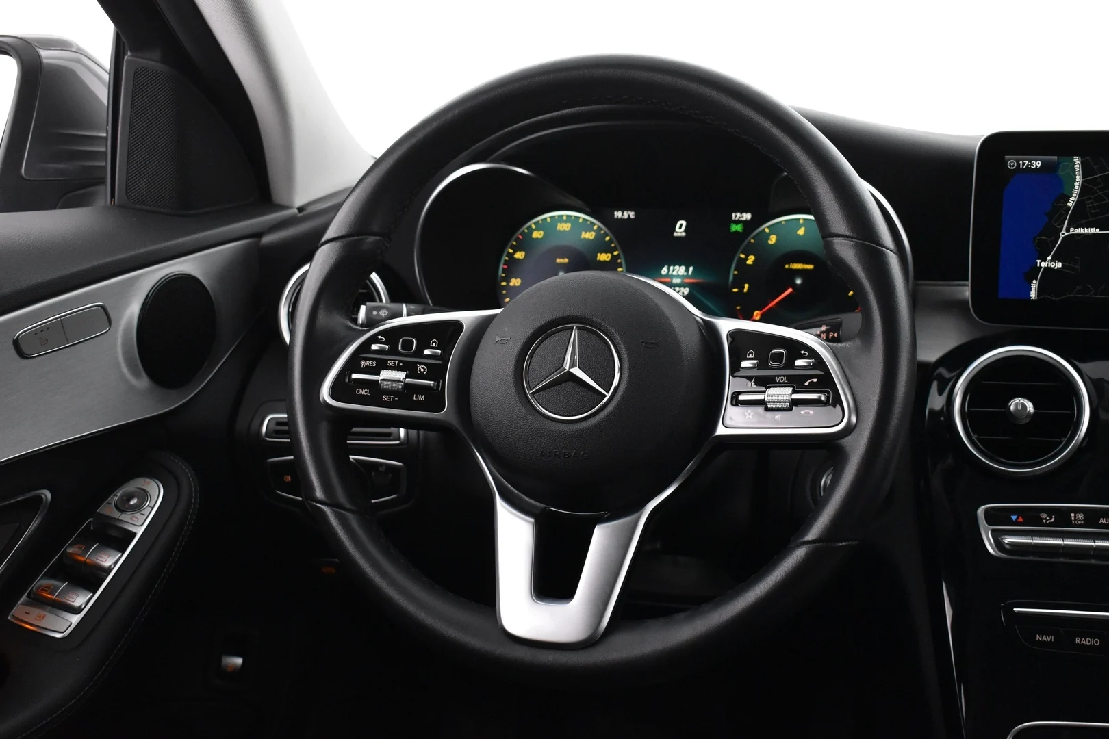 Car Image - 7jiUJKN0ChAty6qFHIT75j