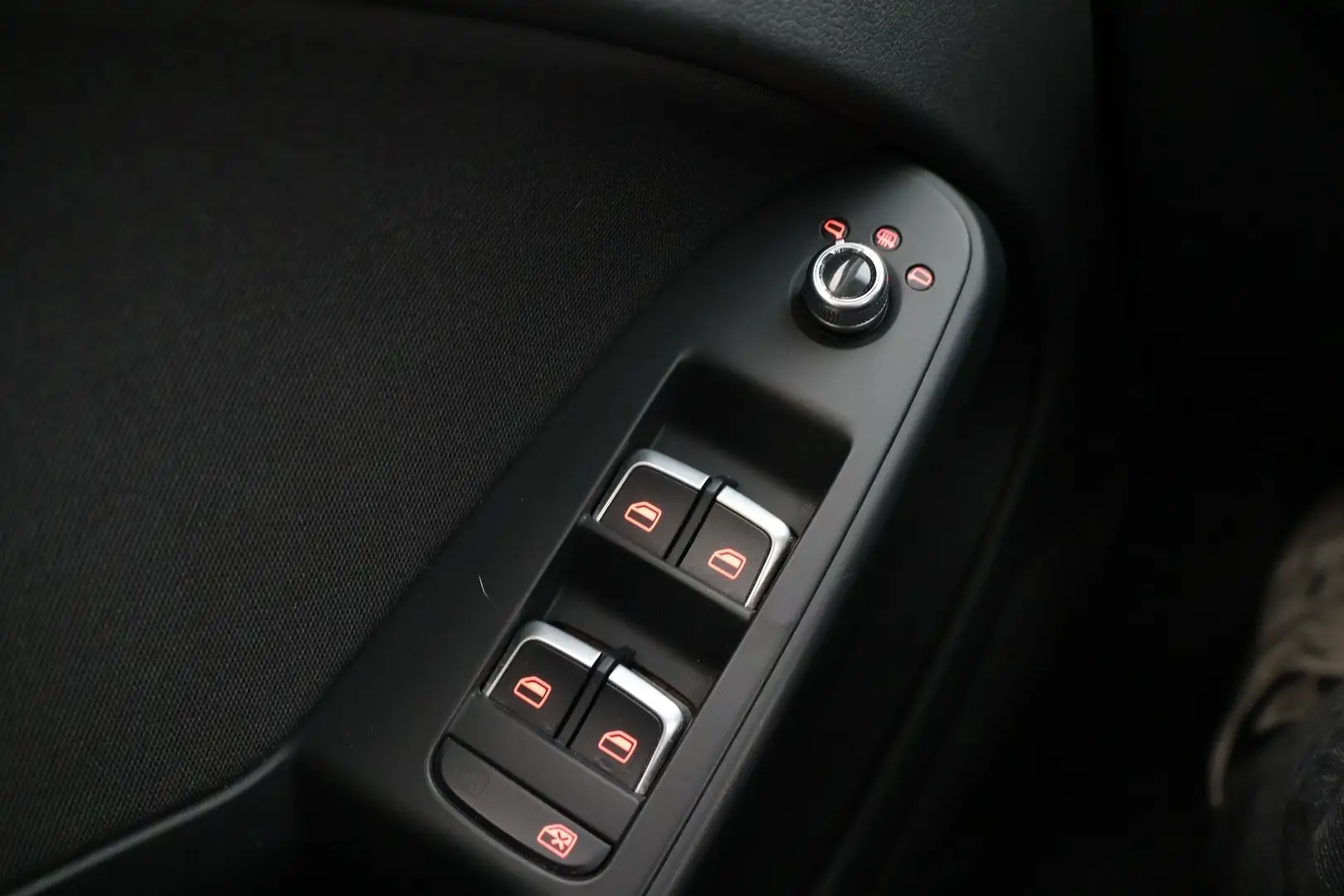 Car Image - 3ULgZZfMflr7hxIRCQtjzQ