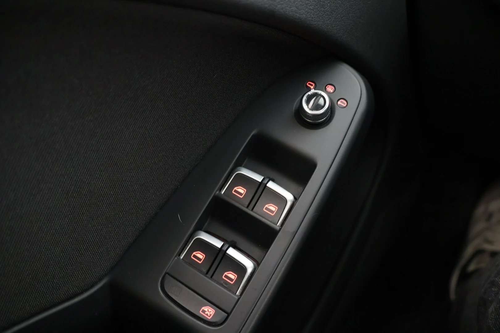 Car Image - 3ULgZZfMflr7hxIRCQtjzQ