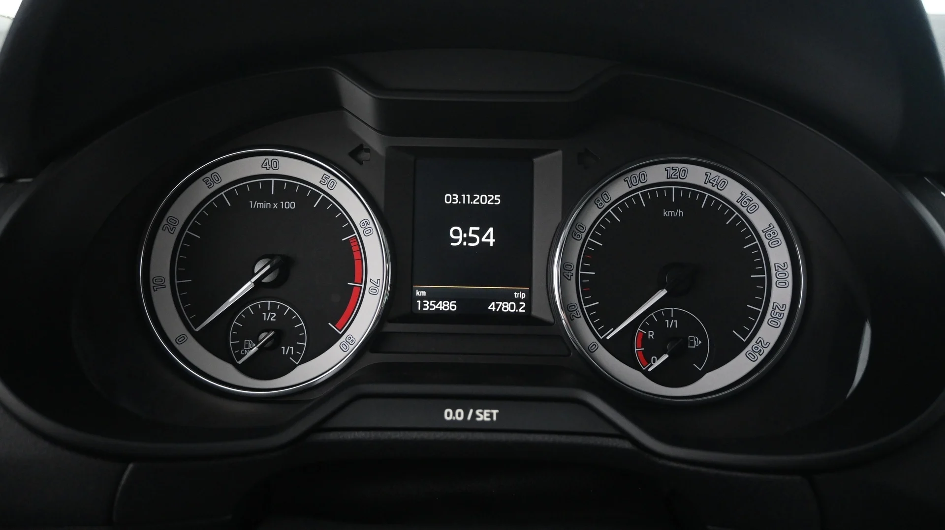 Car Image - 49PHEQyrW5orL3YQSCcl1v