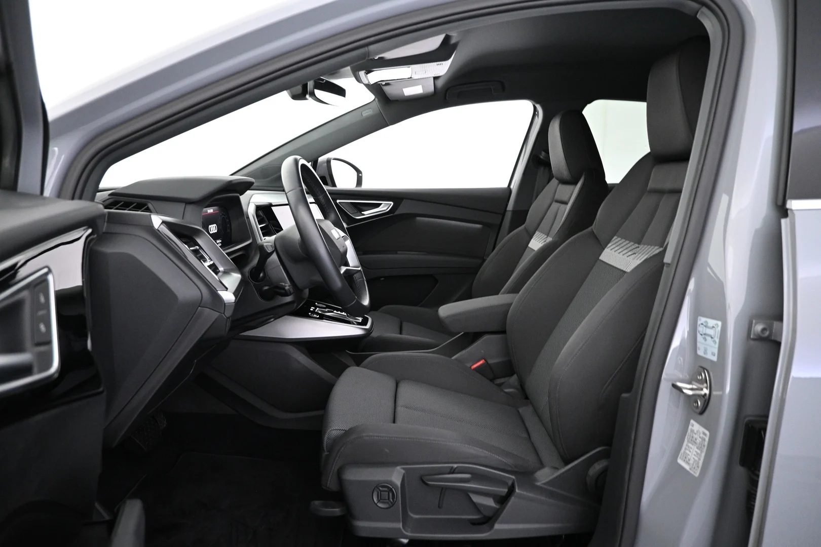 Car Image - 3f0kdE8Dclt0KlnkUBLdSR