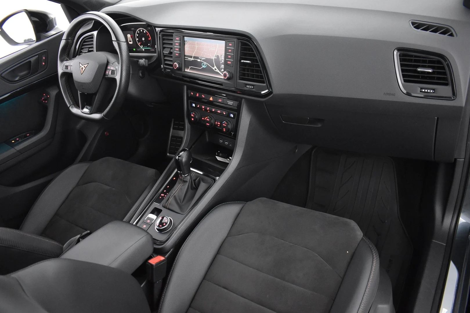 Car Image - 2NJJGaFLSPSKbwHhgDcmLL