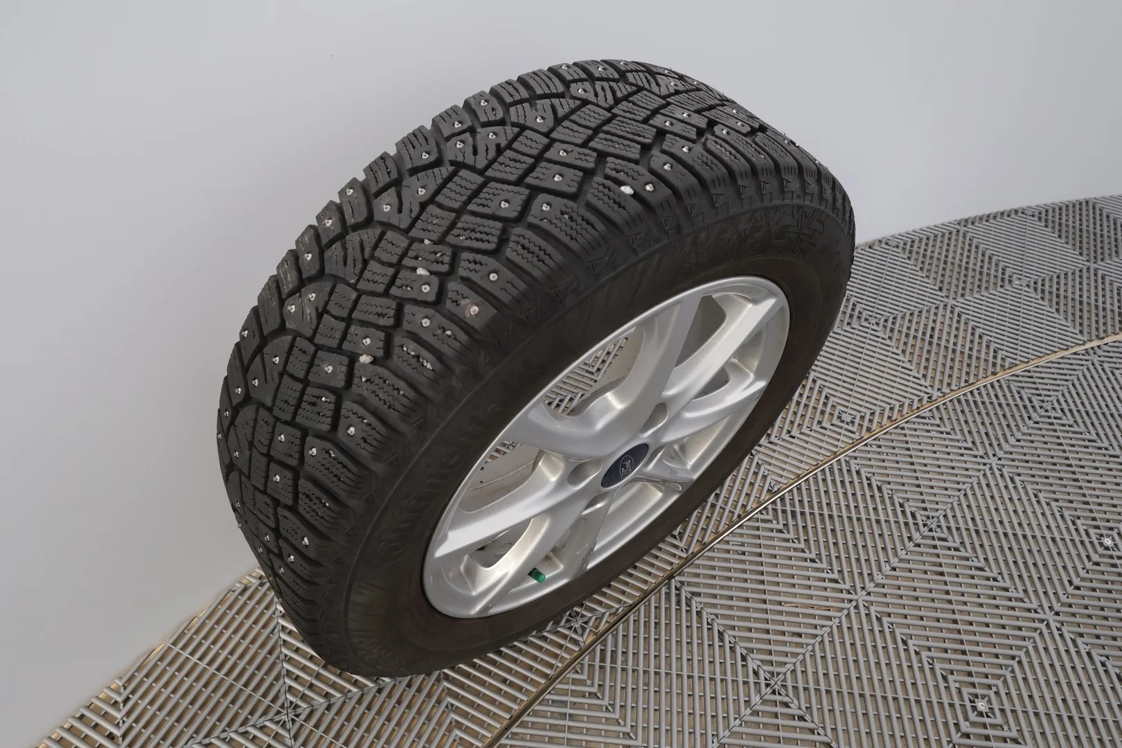 Car Image - 6OKWfZLM0VJZps1bC1iran