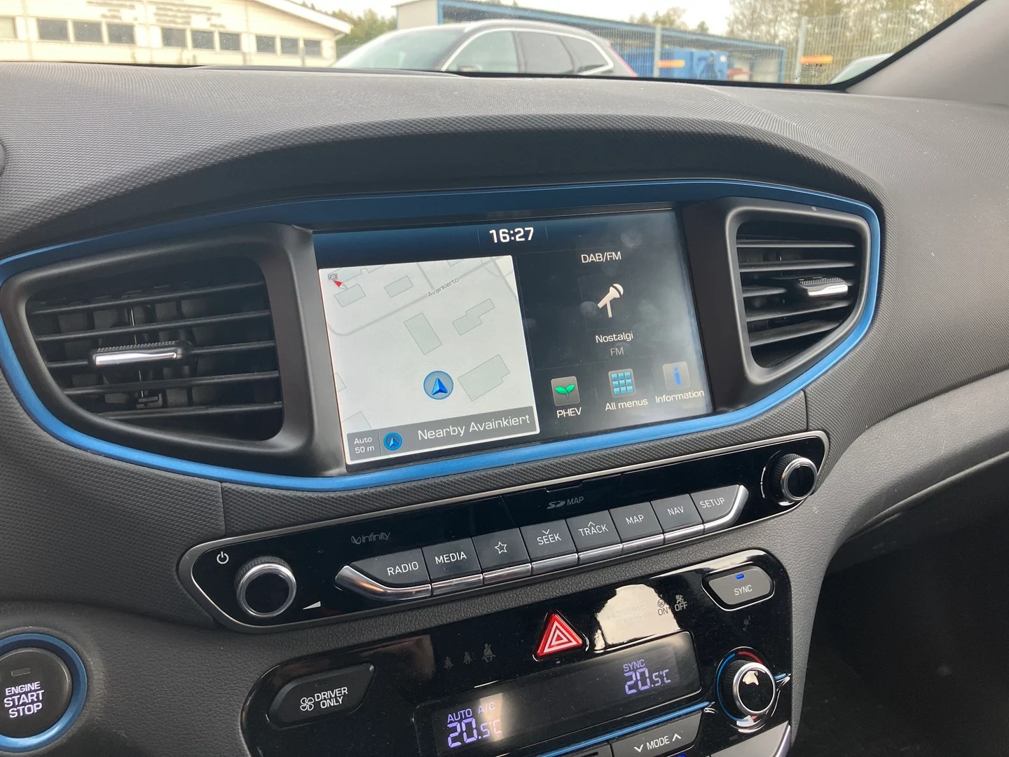 Car Image - 43lOlxZO4PZCwmN3pY4bYZ