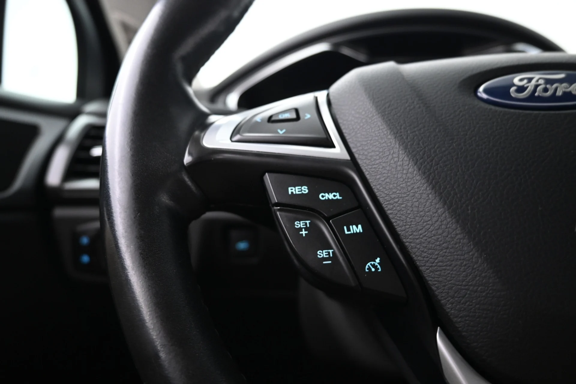 Car Image - 1fI2tqnbDtulYBddpLjtWK