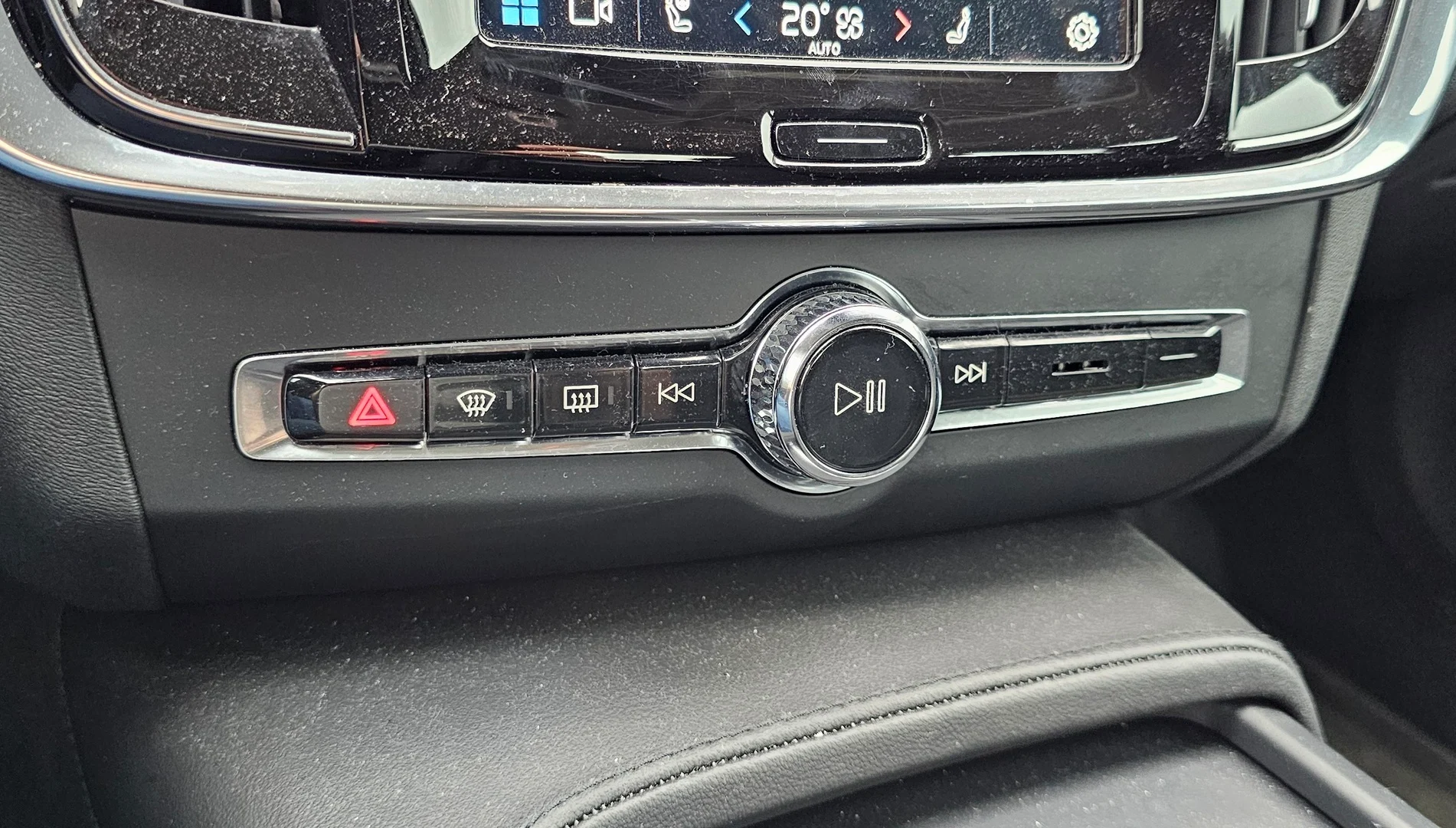 Car Image - 6u7YW7F7AKDccFvGToh7SG