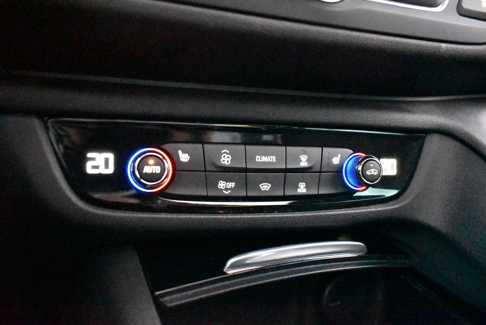 Car Image - 2QsvkyqbkHWAiRwzuC5HpF