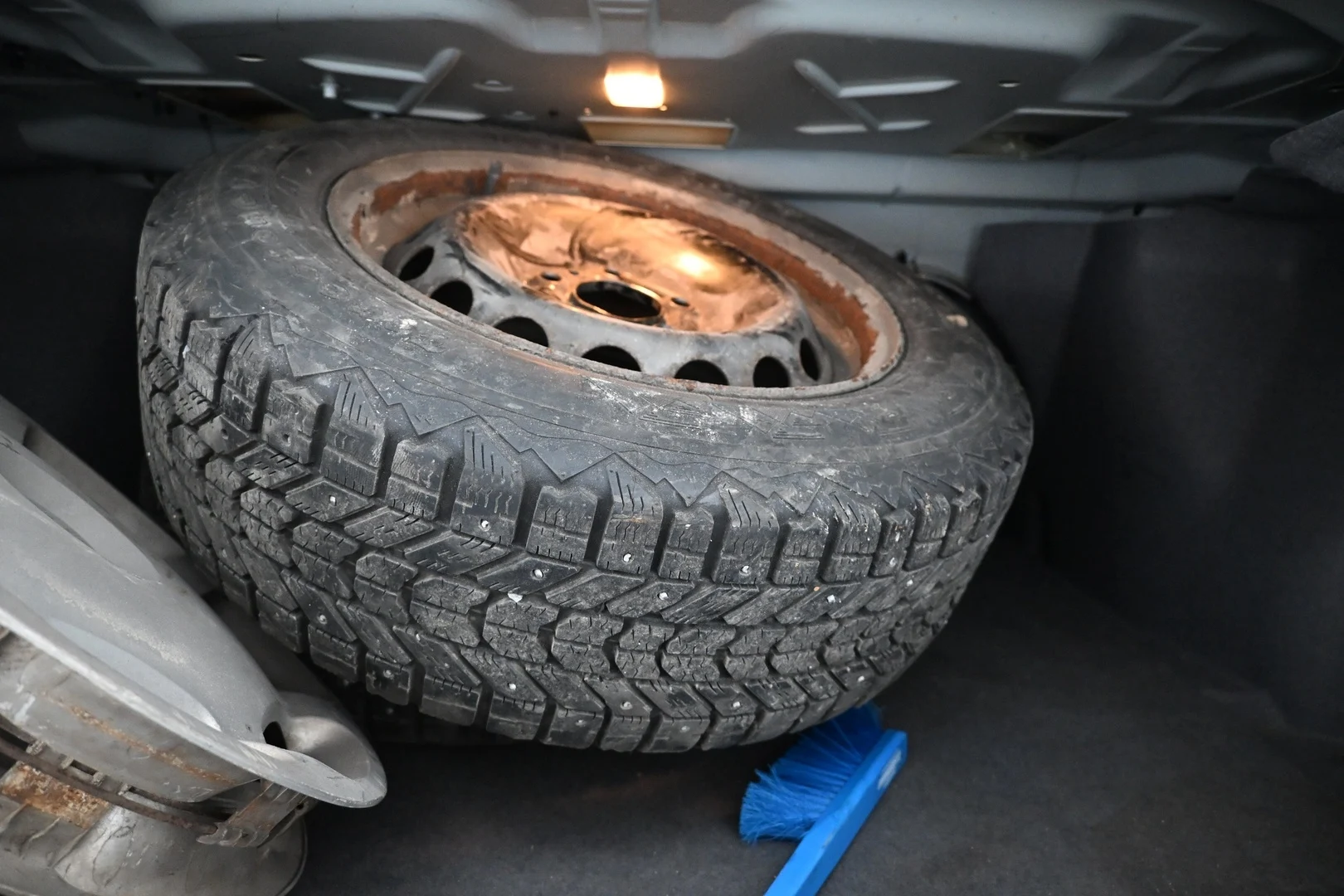 Car Image - 293OXK5dX83gSb6NIfYdJv