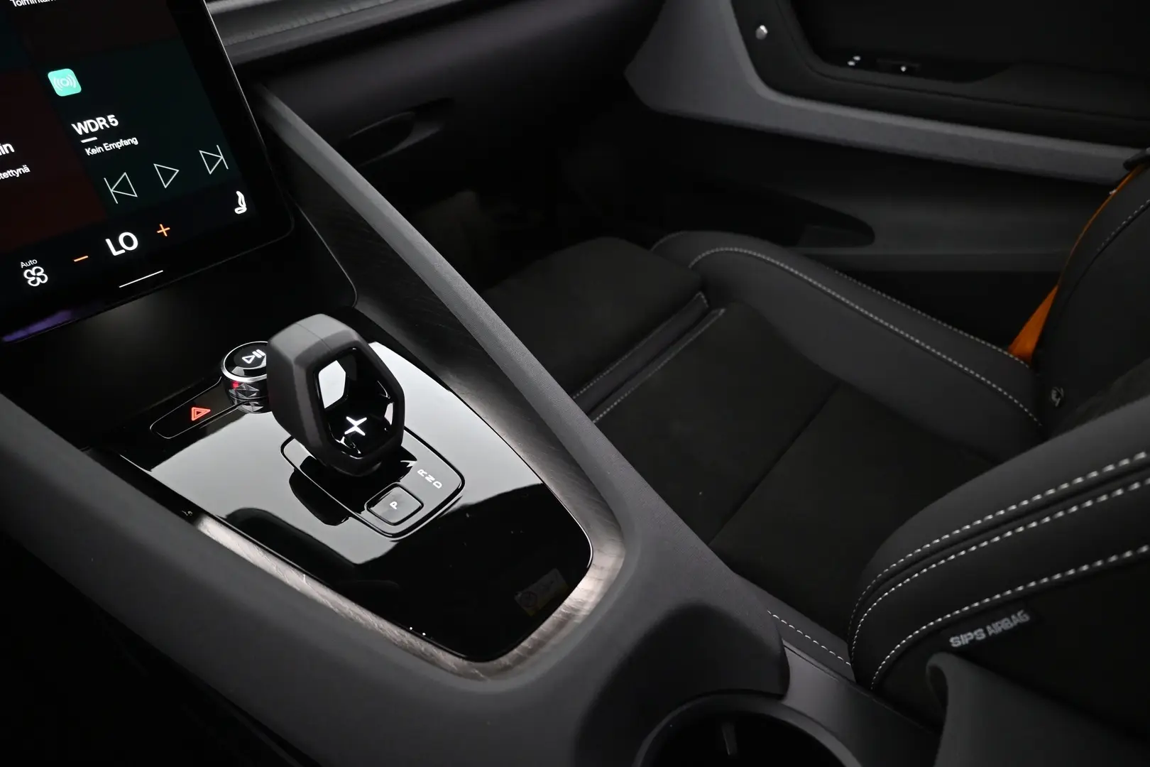Car Image - j0gdOFrsvtsrzv6x2DgHl