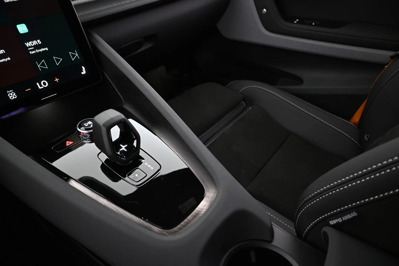 Car Image - j0gdOFrsvtsrzv6x2DgHl