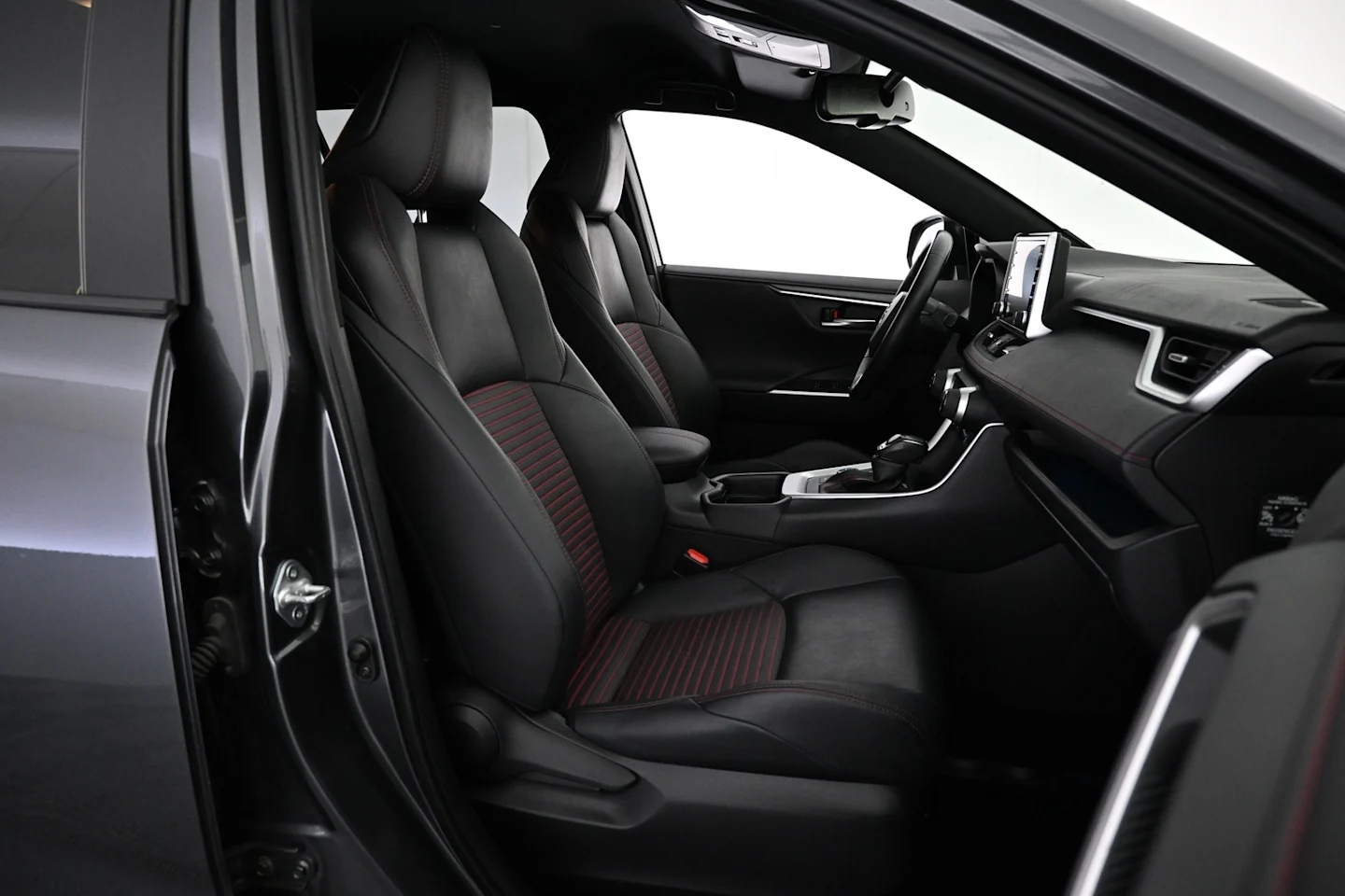 Car Image - 1aH4ihkZvkXC8HPcsHGXjK