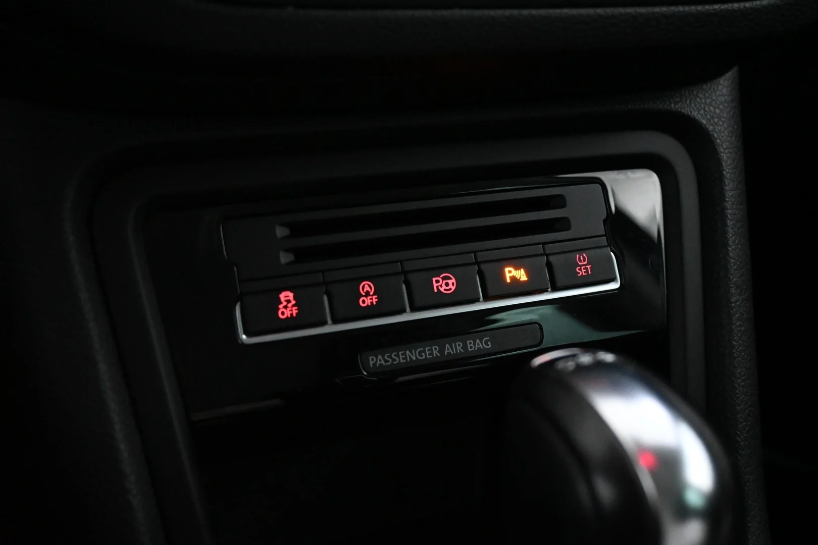 Car Image - Z2ohm3VtseqFWD9pNlICq