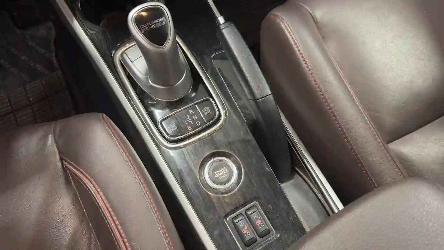 Car Image - 2al6FEdZ6H6WhMz0dQvOtM
