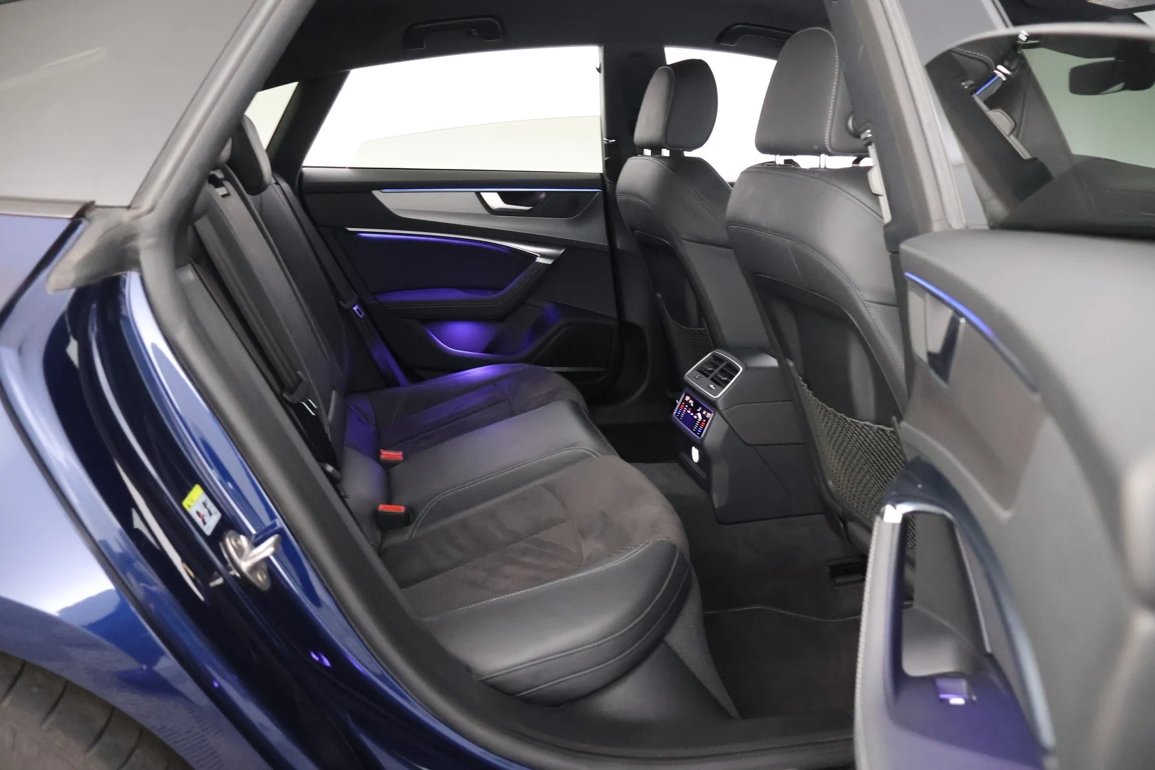 Car Image - 2cEIQeod3zcv7NHyAuGl7U