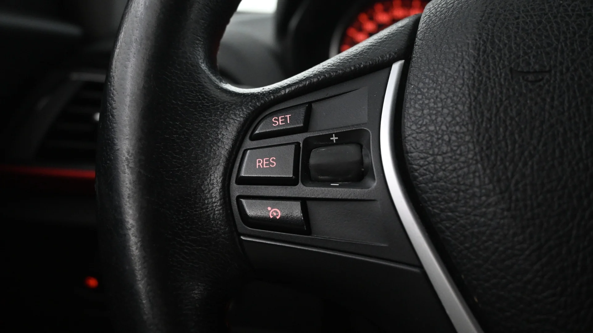 Car Image - 1Ps0TmKUJVzUnOjkrt7H4K