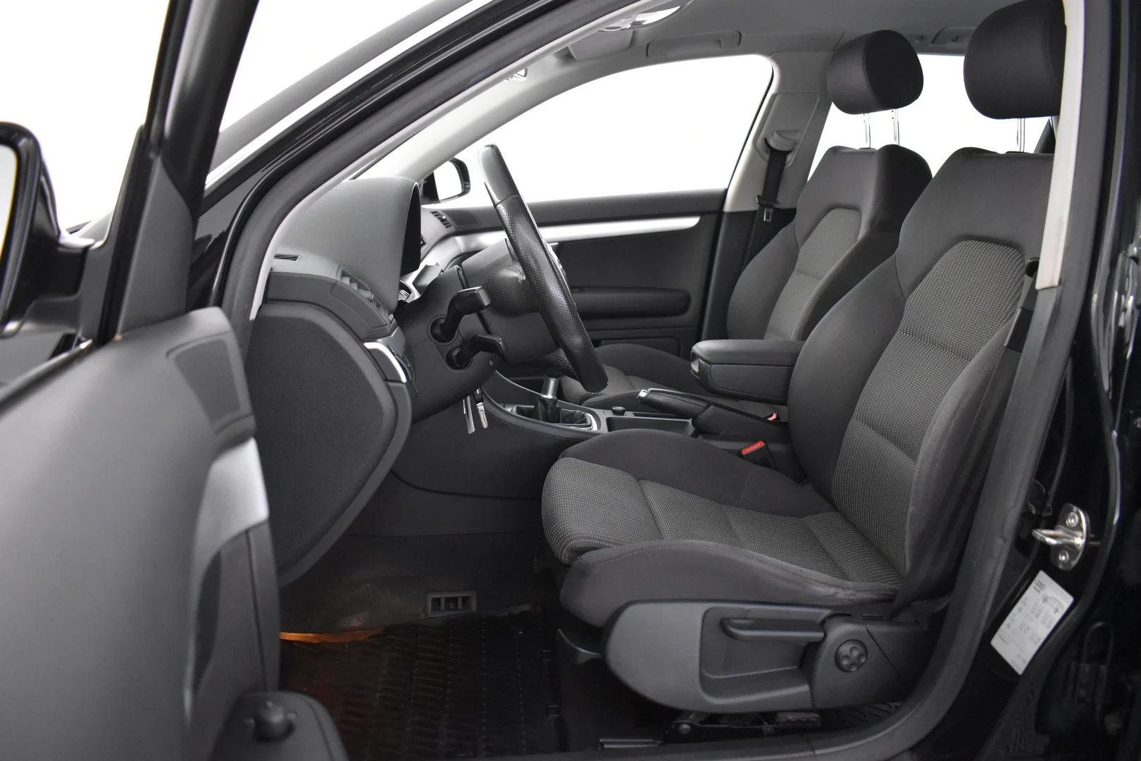 Car Image - 4s3tW7dDUhbqUR4z4sZkDE