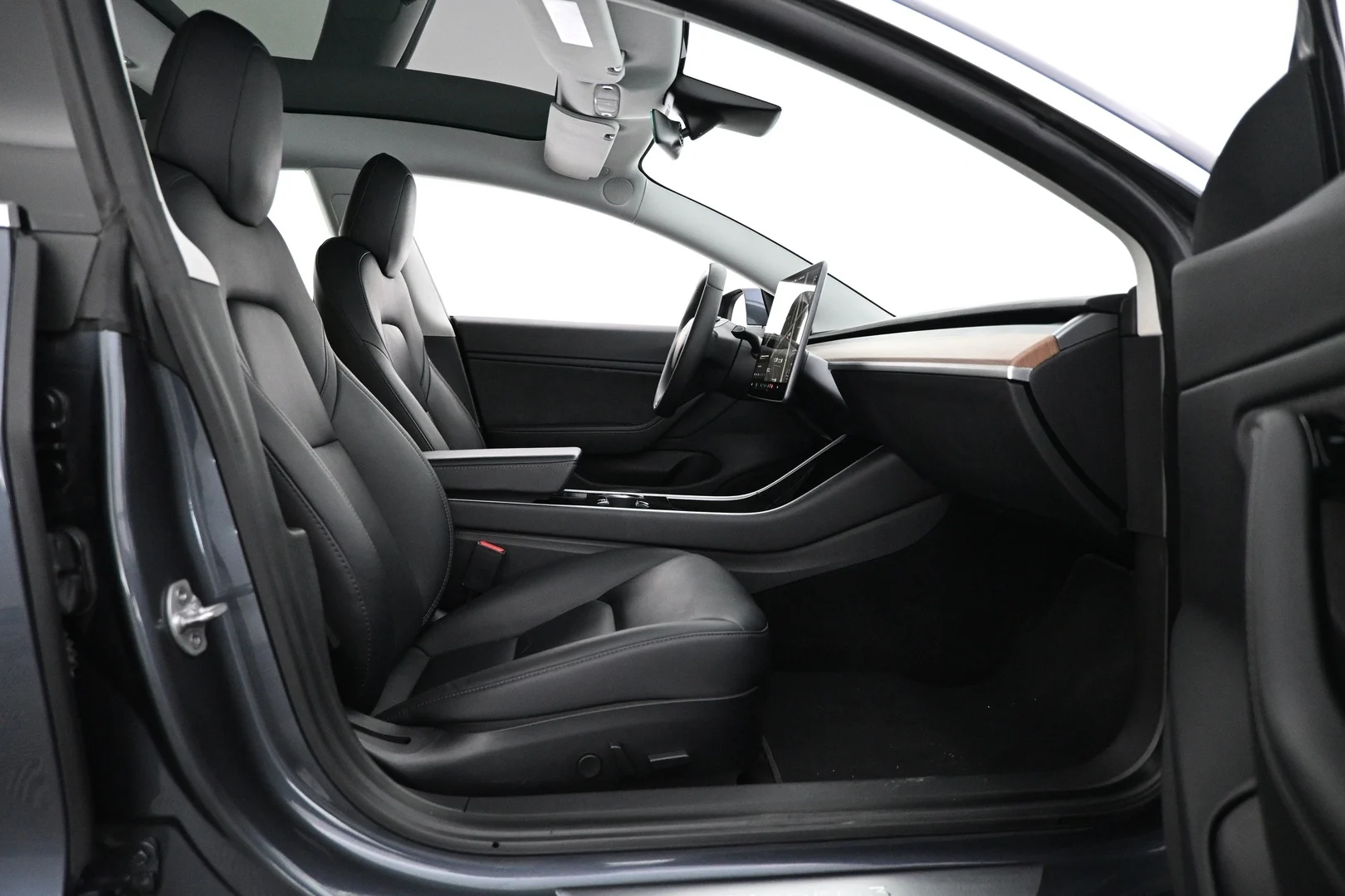 Car Image - uN0i1ok0n7mnRPCV8biTJ