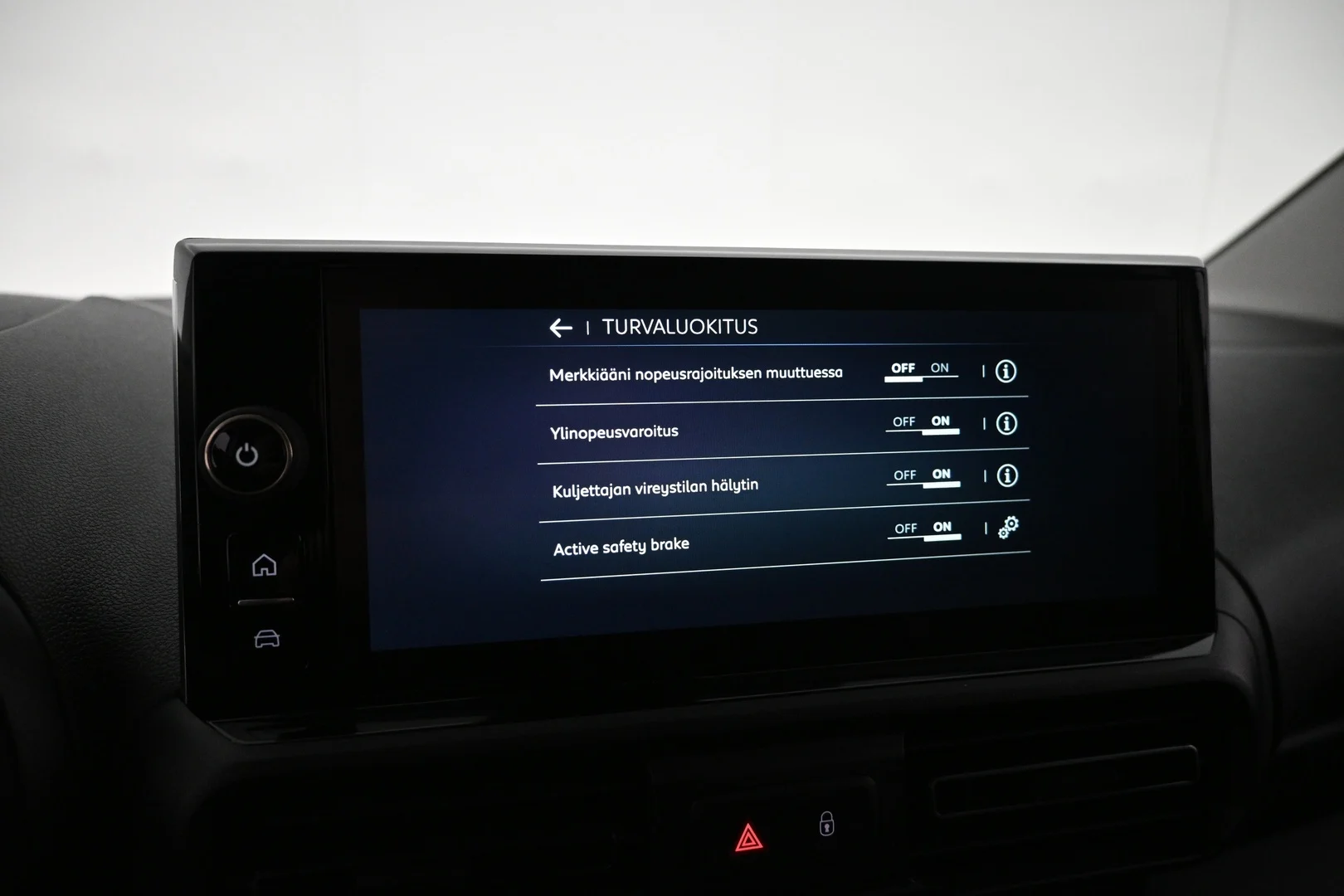 Car Image - NKX3b3G2gyGyFtiL6xFyG