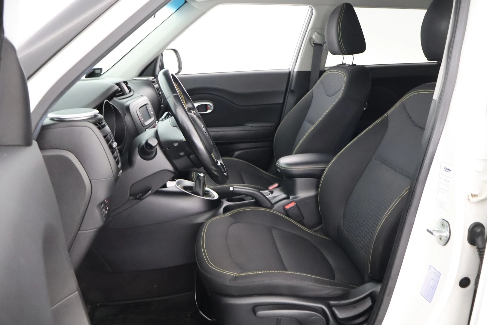 Car Image - 4XSCtgmBlP2dnWcYmWnt0b
