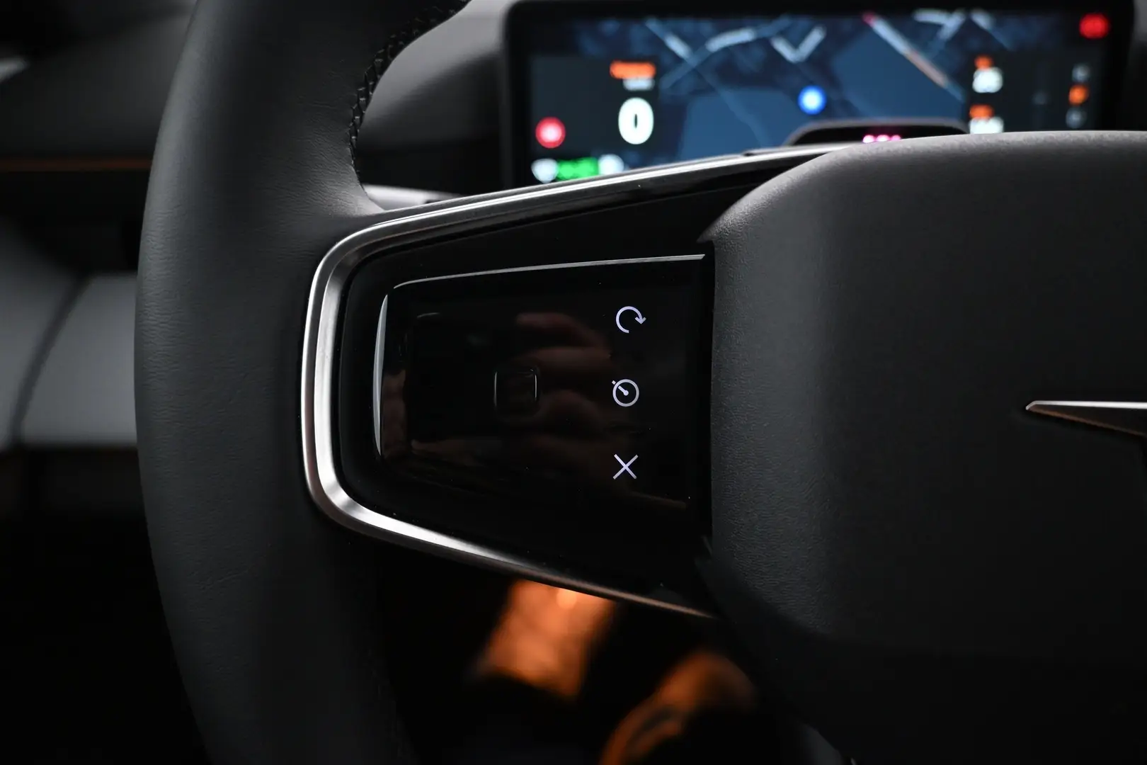 Car Image - Z4el73J9vVMLgCiWNs87r