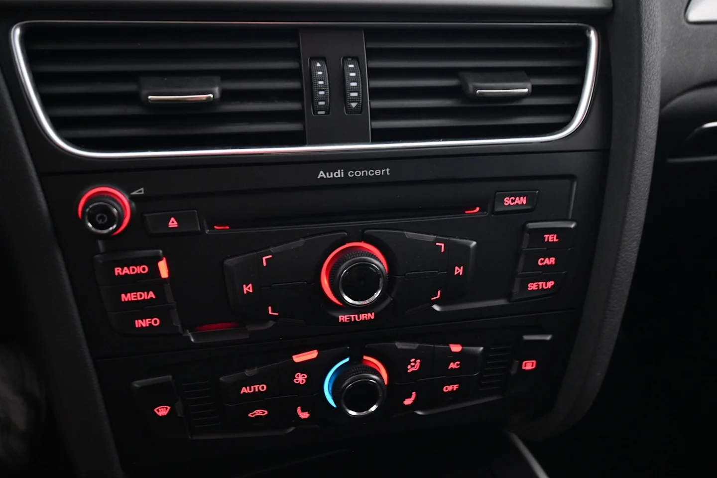 Car Image - 561F9ahaCLZVNw4qhr1Krc